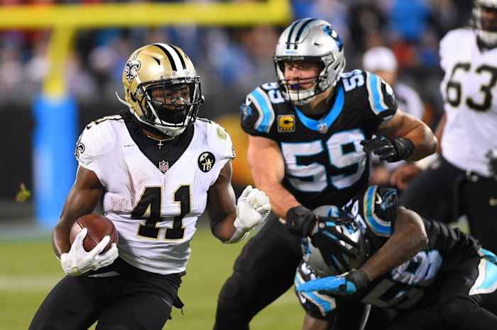New Orleans Saints running back Alvin Kamara (41) runs the ball against the Carolina Panthers. Mandatory Credit: Bob Donnan-USA TODAY Sports
